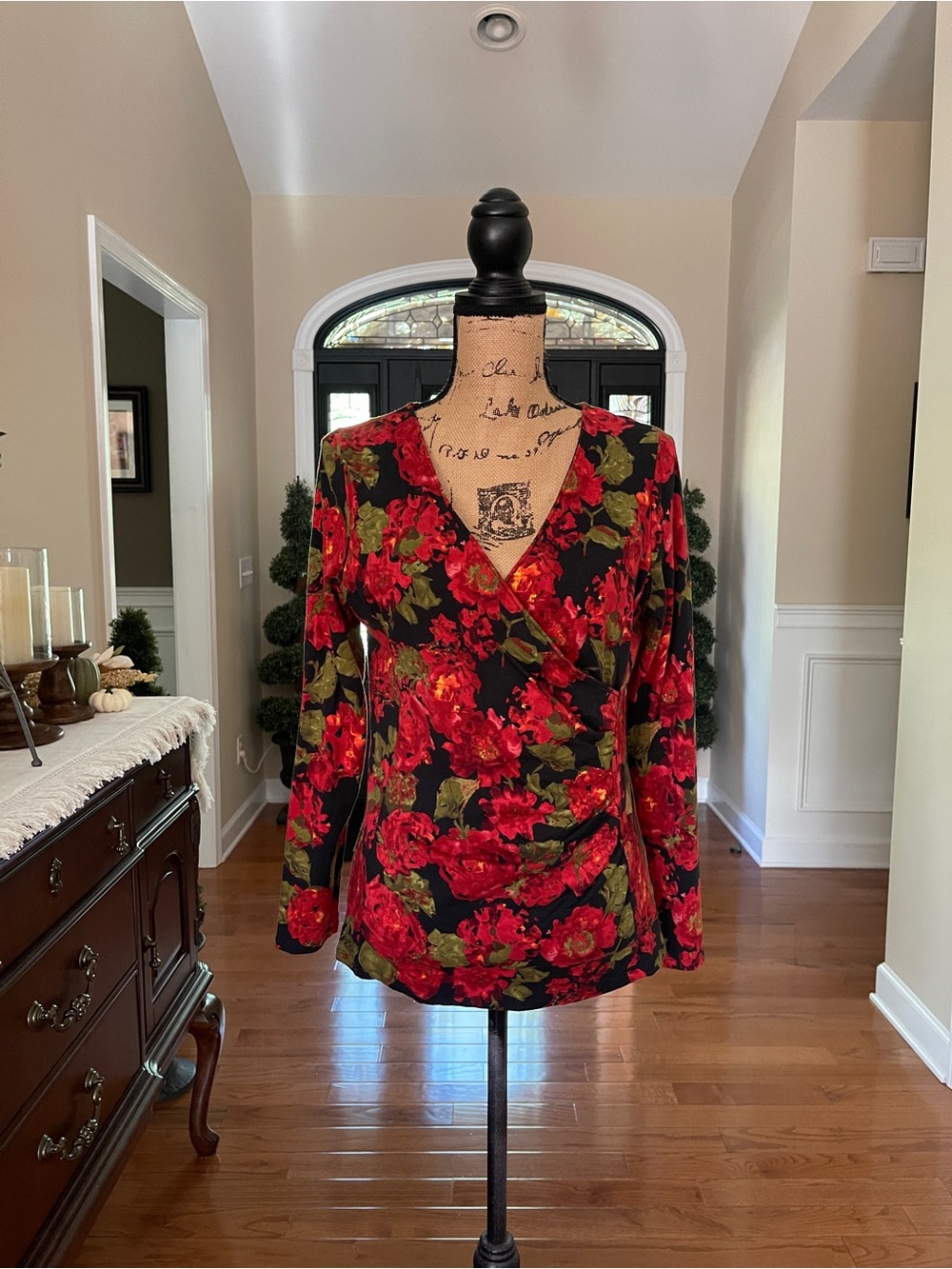 Talbots Women's Red Fall Floral Long Sleeve Wrap Top Size Large